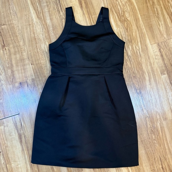 Kate Spade Black Bow Back Faille Sleeveless Sheath Mini Dress Size 14 - Picture 3 of 12